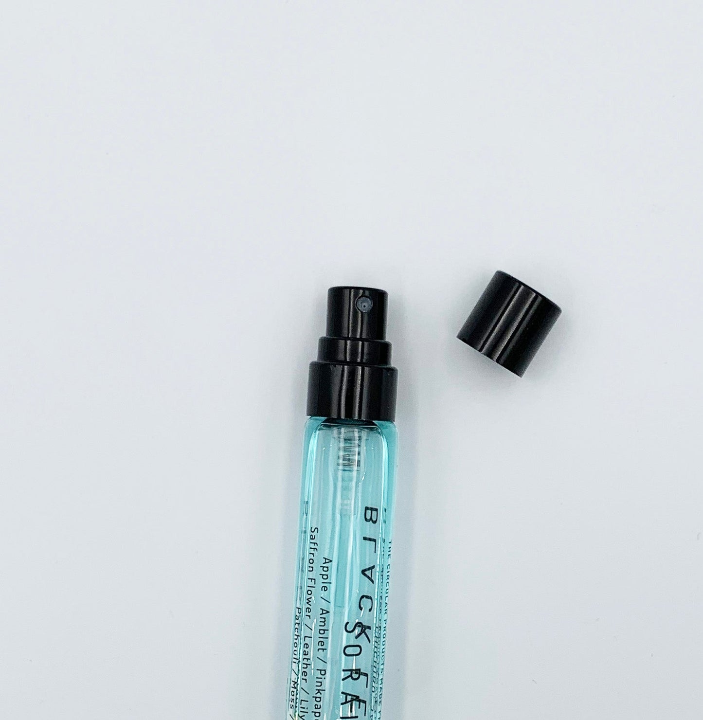 【BLACKLETTERS】SORAIRO オードトワレ　8ml｜重なる空の記憶、知性と静寂の香り