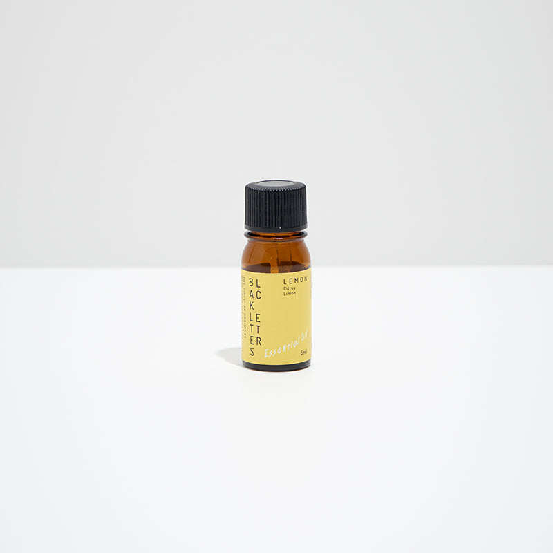 エッセンシャルオイル　レモン　５ml